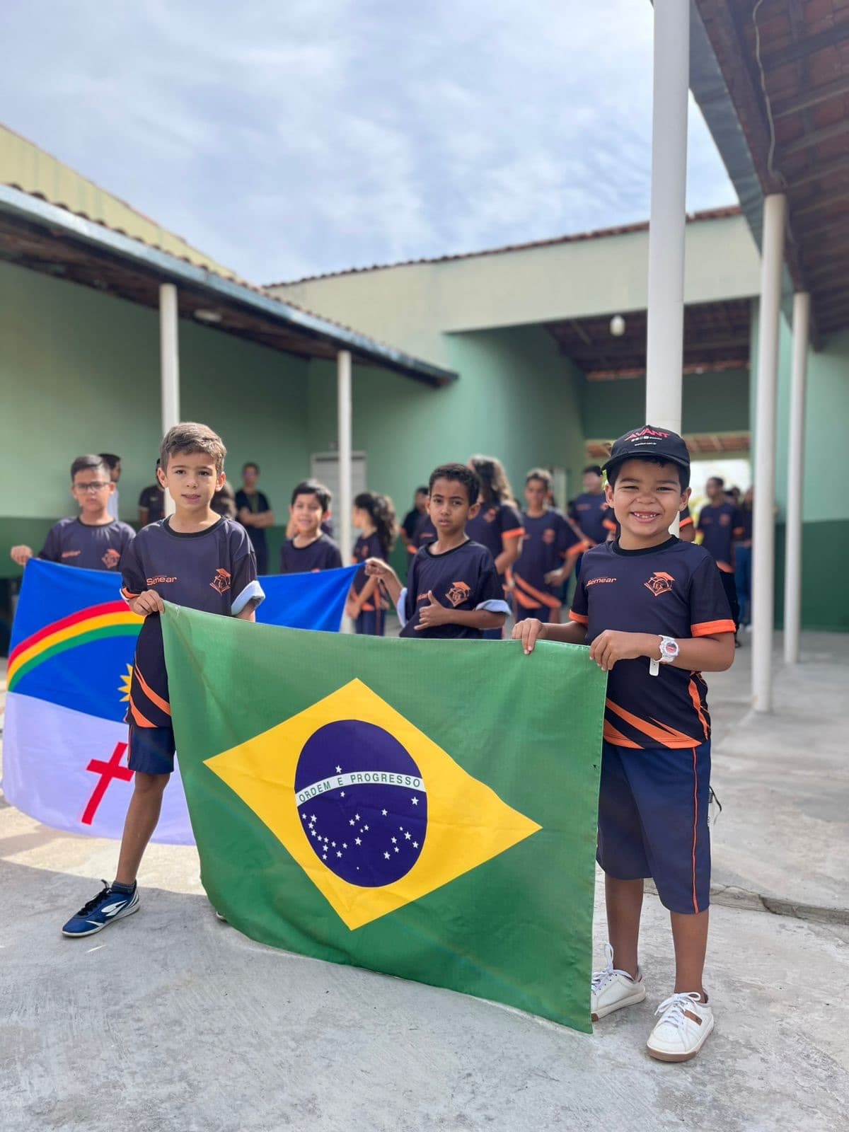 Community gathering in Santa Terezinha